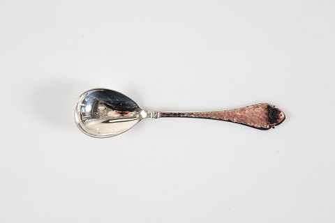 Bernstorff Cutlery
Jam Spoon
L 13,3 cm