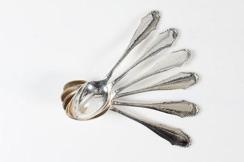 Christiansborg Cutlery
Dessert spoons
L 17 cm