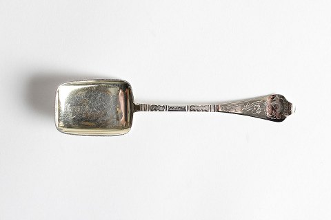 Antik Rococo Silver Flatvare
Sugar spoon
L 13 cm