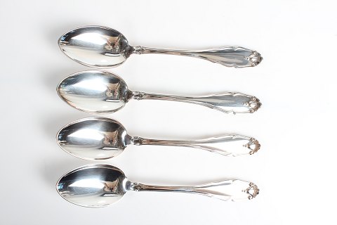 Charlottenborg 
Silver Cutlery
Soup spoons
L 21 cm