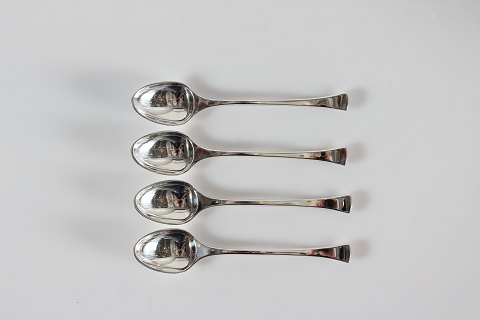 Hans Hansen 
Kristine Flatware
Tea spoons
L 12 cm