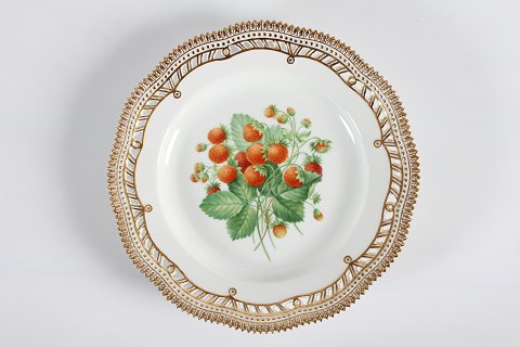 Royal Copenhagen
Flora Danica
Plate no. 429/3535
Ø 25,5 cm