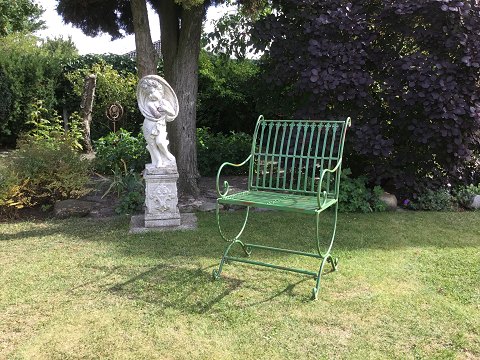 Garden Chair
Green patinate wrought iron