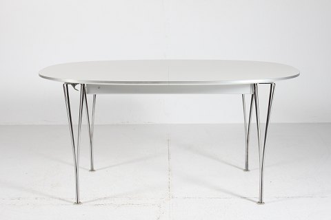 Piet Hein + Bruno Mathsson
Ellipse table - extendable 
100 x 150
