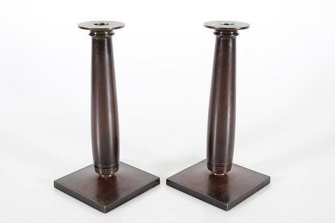 Just Andersen
Candlesticks of bronze
Model B 155