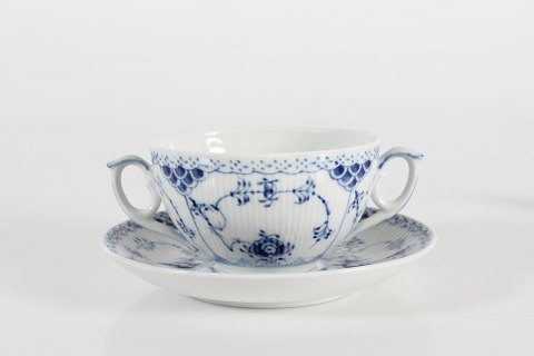 Royal Copenhagen 
Blue Fluted Half Lace
Broth cup 764
