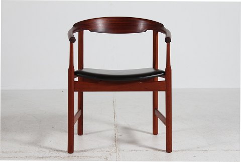Hans J. Wegner
Armchair of mahogany PP208
