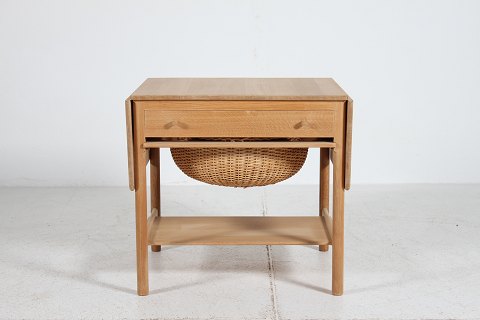 Hans J. WegnerSybordaf massiv egetræ