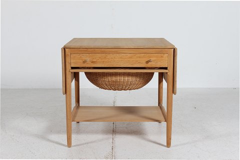 Hans J. WegnerSewing Table AT 33of solid oak