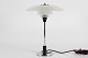 Poul Henningsen
PH bordlampe 3½-2
med matglas skærme