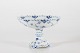 Royal CopenhagenBlue fluted full laceCake stand 1020